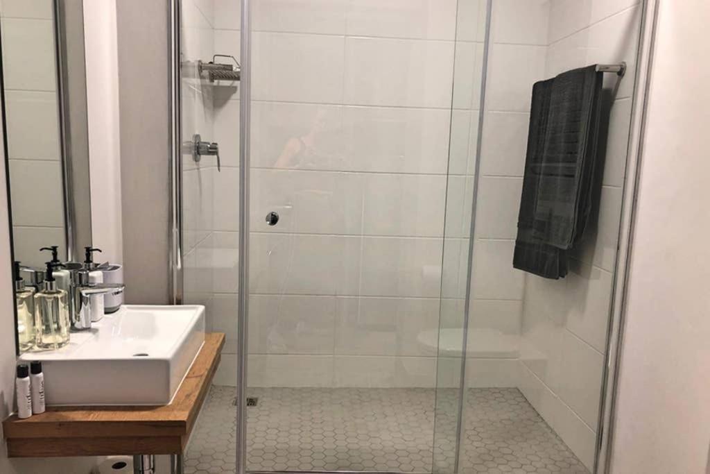 סטלנבוש Unique Stay, The Den Apartments מראה חיצוני תמונה