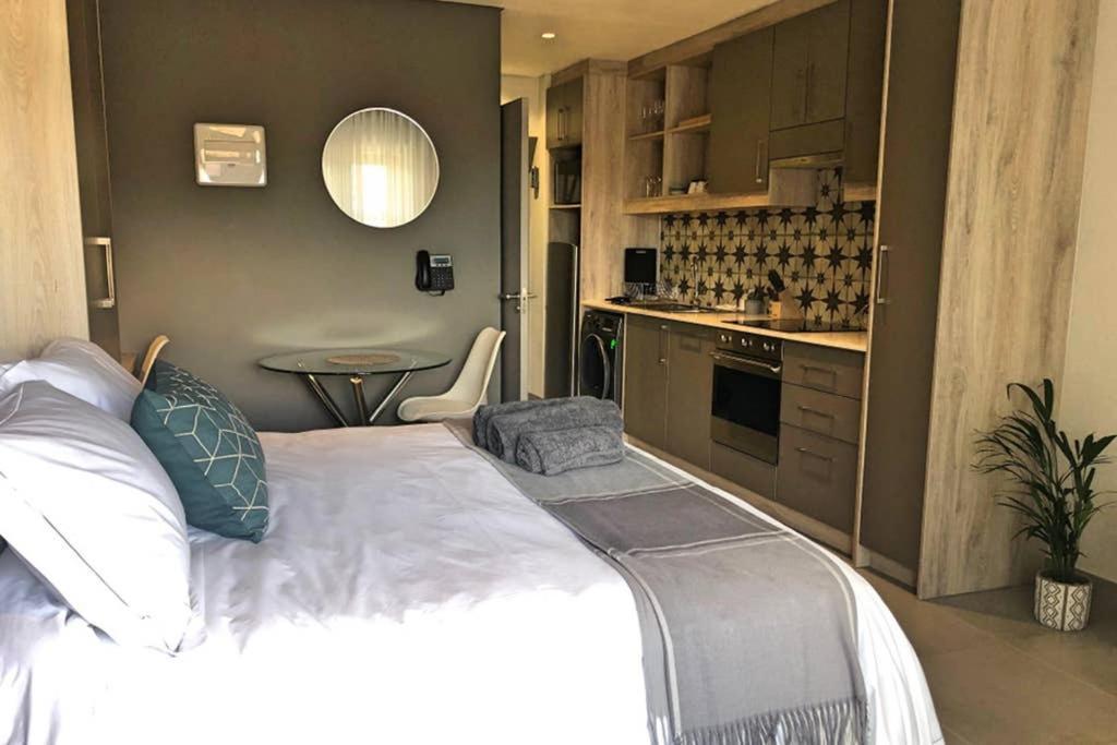 סטלנבוש Unique Stay, The Den Apartments מראה חיצוני תמונה